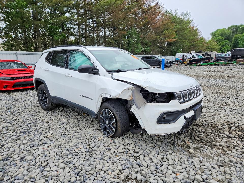 2022 Jeep Compass მანქანა იყიდება აუქციონზე, vin: 3C4NJDBB6NT123420, აუქციონის ნომერი: 55096566