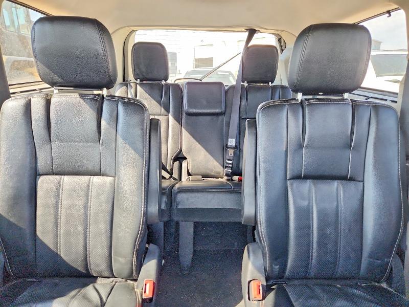 Auction sale of the 2015 Chrysler Town & Country, vin: 2C4RC1CG8FR707844, lot number: 54919616