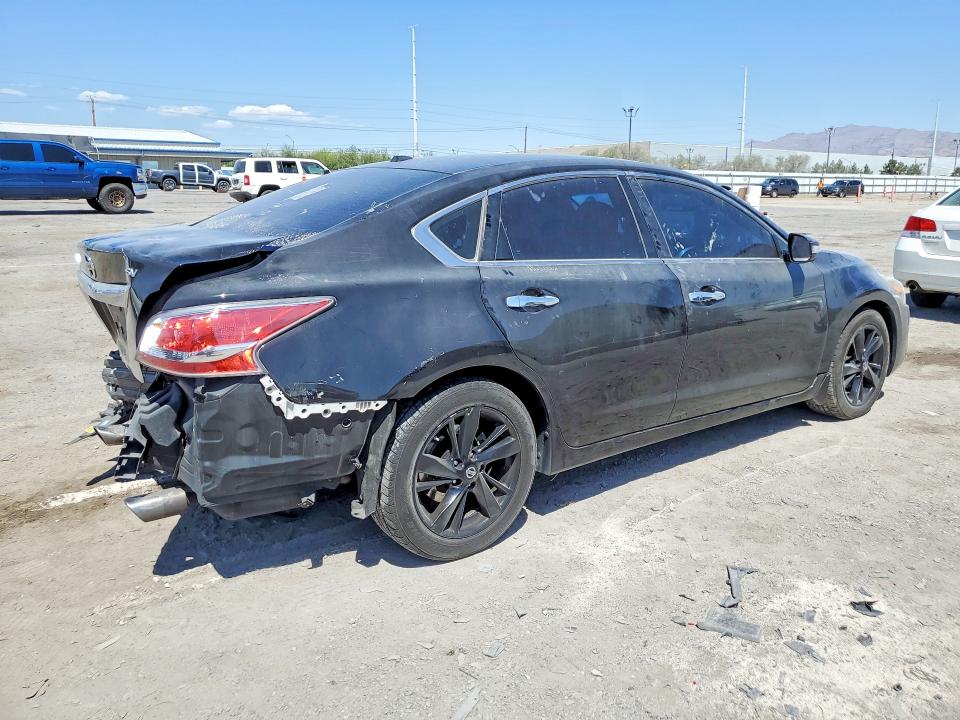 2015 Nissan Altima მანქანა იყიდება აუქციონზე, vin: 1N4AL3AP4FC187104, აუქციონის ნომერი: 52958666