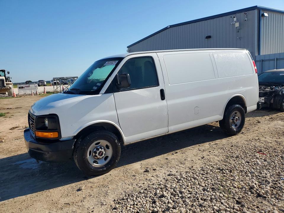 53593266 :رقم المزاد ، 1GTW7FCF5F1113597 vin ، 2015 Gmc Savana مزاد بيع