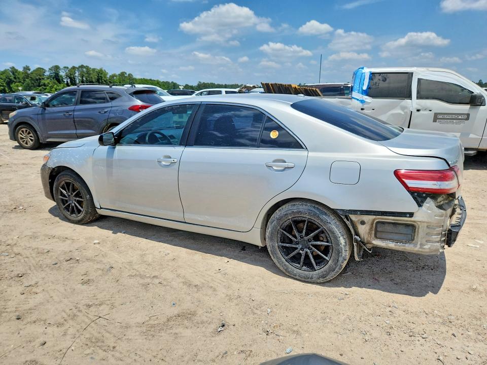 55431566 :رقم المزاد ، 4T4BF3EK4AR031962 vin ، 2010 Toyota Camry مزاد بيع
