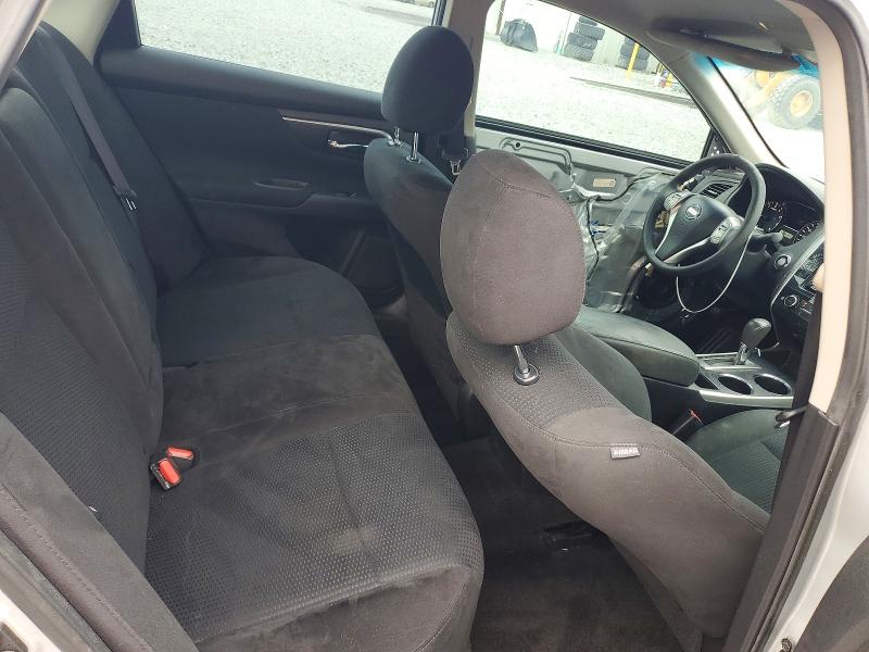 2015 Nissan Altima მანქანა იყიდება აუქციონზე, vin: 1N4AL3AP0FC137333, აუქციონის ნომერი: 53281696
