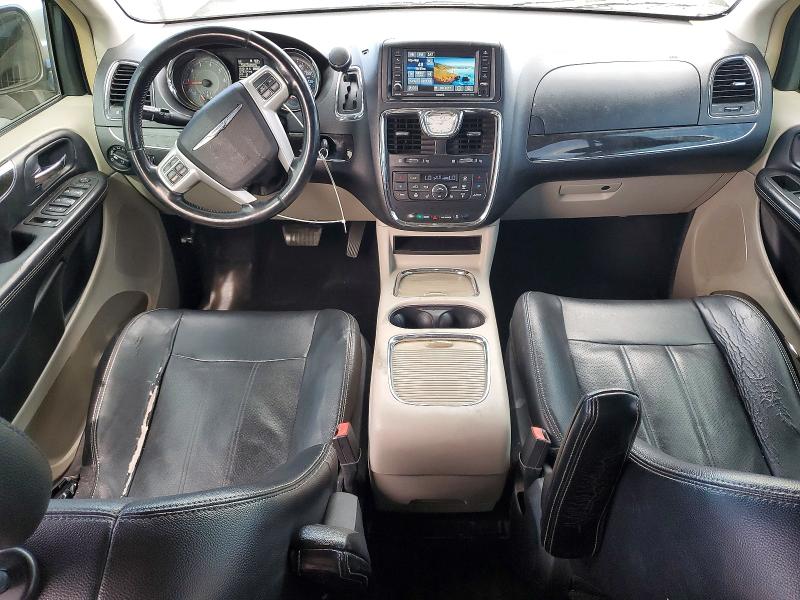 53110156 :رقم المزاد ، 2C4RC1CG8FR504131 vin ، 2015 Chrysler Town & Country مزاد بيع