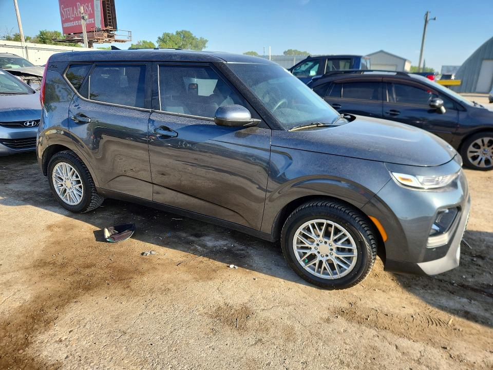2021 Kia Soul მანქანა იყიდება აუქციონზე, vin: KNDJ23AU3M7754265, აუქციონის ნომერი: 52019466