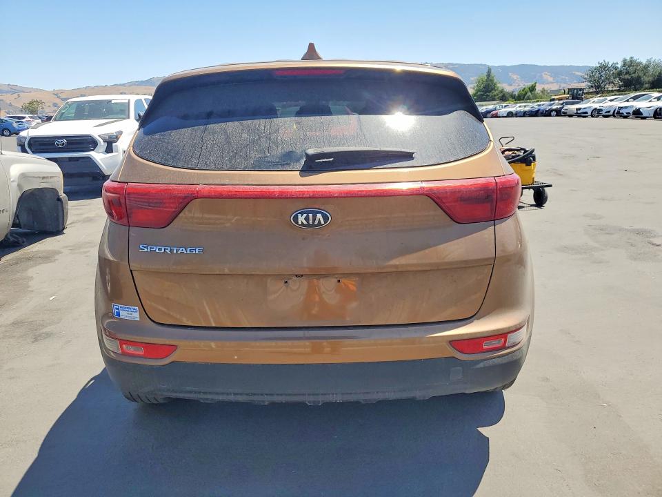 2017 Kia Sportage მანქანა იყიდება აუქციონზე, vin: KNDPMCAC4H7104300, აუქციონის ნომერი: 54451476