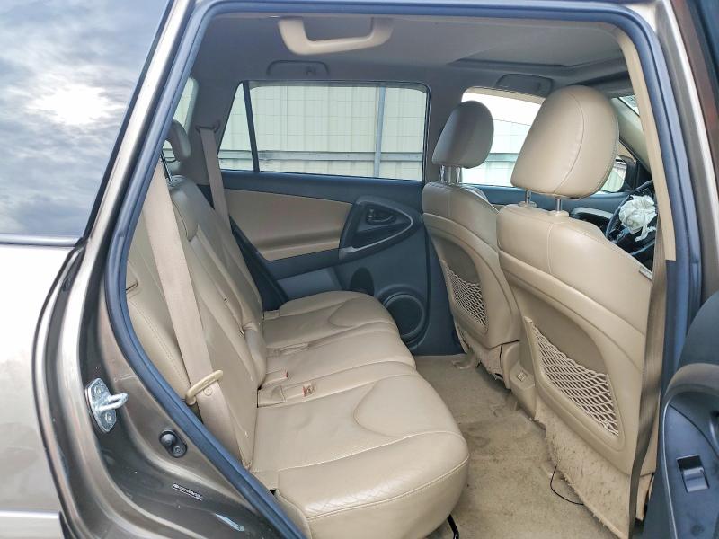 55242196 :رقم المزاد ، 2T3DF4DV6BW137844 vin ، 2011 Toyota Rav4 مزاد بيع