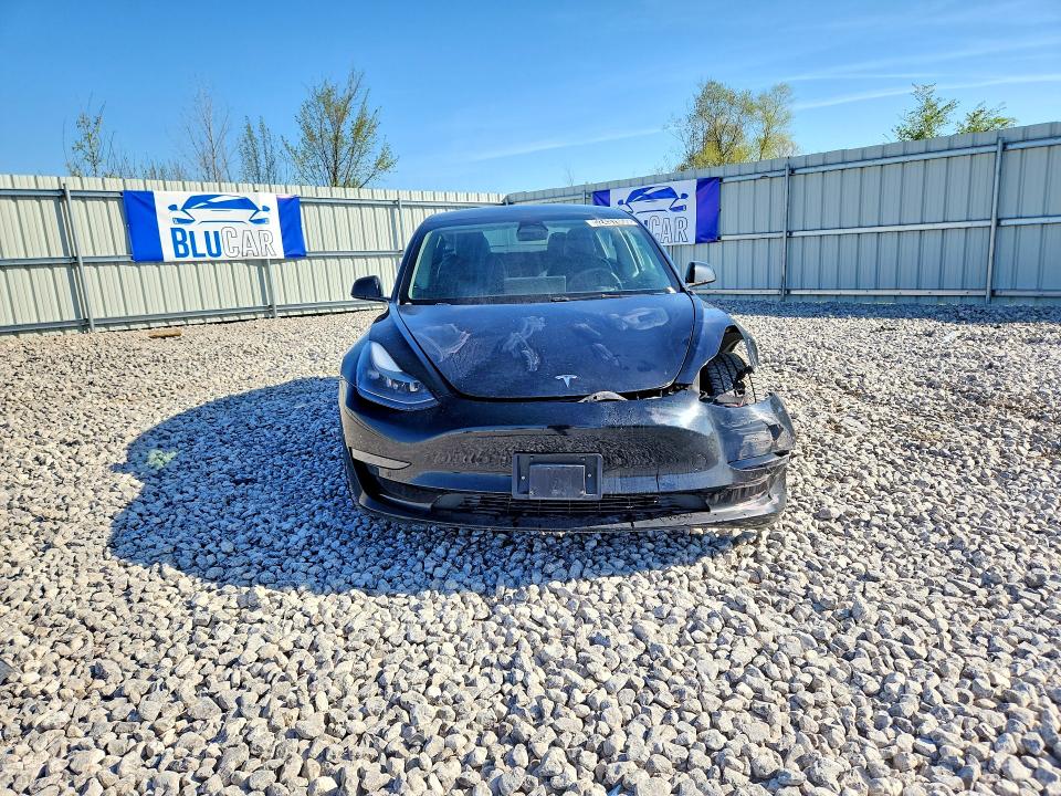 52437866 :رقم المزاد ، 5YJ3E1EA1NF288013 vin ، 2022 Tesla Model 3 مزاد بيع
