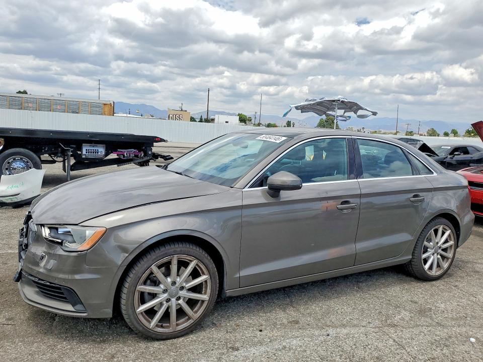 55464146 :رقم المزاد ، WAUE8GFFXG1040381 vin ، 2016 Audi A3 مزاد بيع