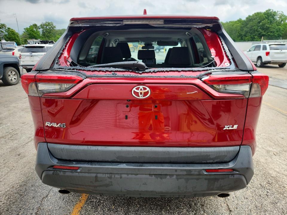 2022 Toyota Rav4 მანქანა იყიდება აუქციონზე, vin: 2T3W1RFV3NW188806, აუქციონის ნომერი: 53817096