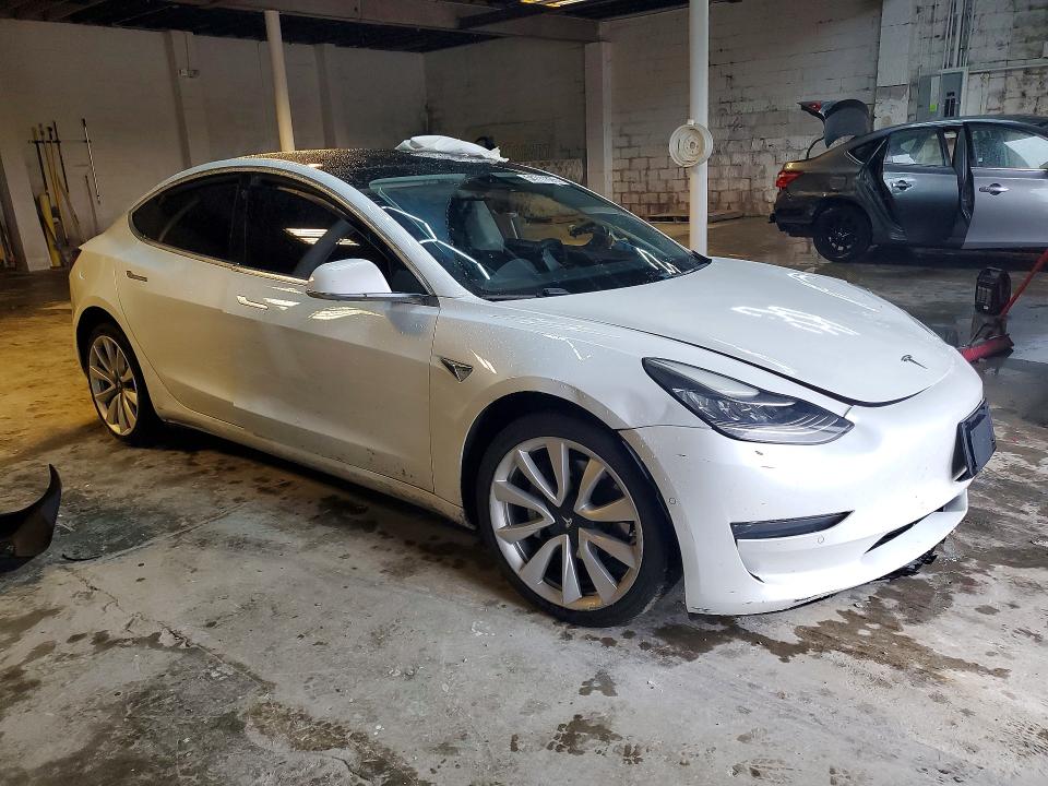 Продажа на аукционе авто 2020 Tesla Model 3, vin: 5YJ3E1EA6LF808011, номер лота: 54711826