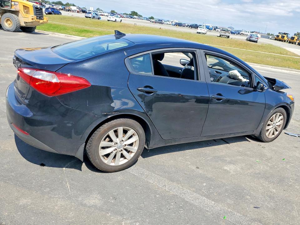 Продажа на аукционе авто 2016 Kia Forte, vin: KNAFX4A64G5590598, номер лота: 52267356