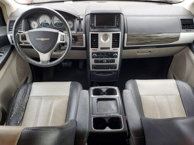 52866926 :رقم المزاد ، 2A4RR5D1XAR386019 vin ، 2010 Chrysler Town & Country مزاد بيع
