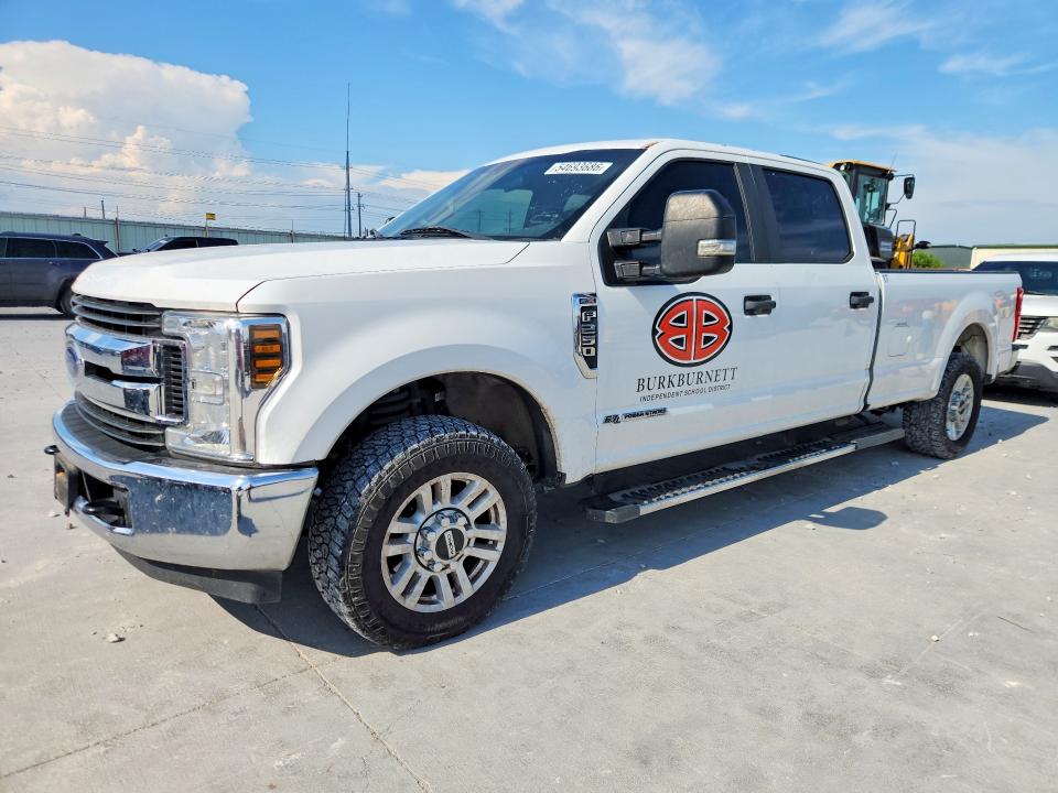 54693686 :رقم المزاد ، 1FT7W2AT6JEB50166 vin ، 2018 Ford F250 مزاد بيع