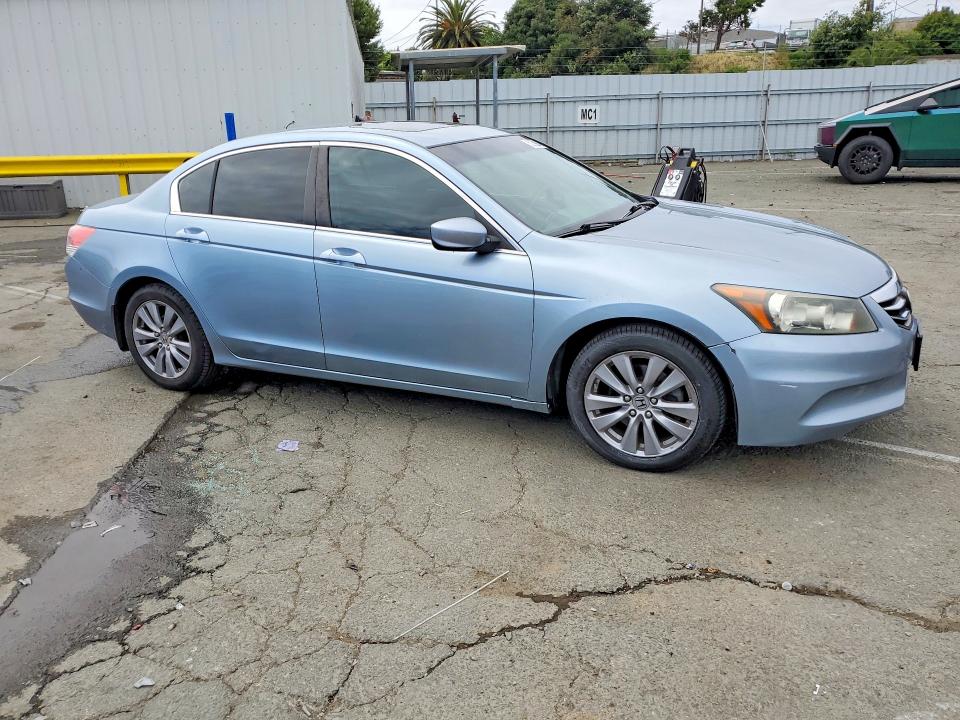 Продажа на аукционе авто 2012 Honda Accord, vin: 1HGCP2F74CA007283, номер лота: 52759246
