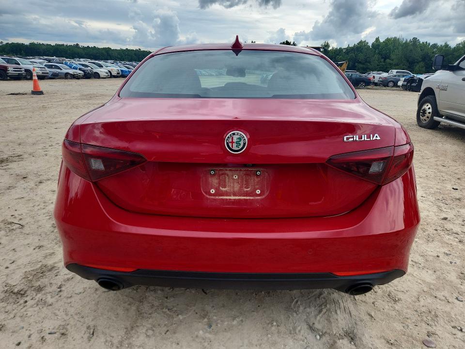 55350476 :رقم المزاد ، ZARFAMAN0N7662870 vin ، 2022 Alfa Romeo Giulia مزاد بيع