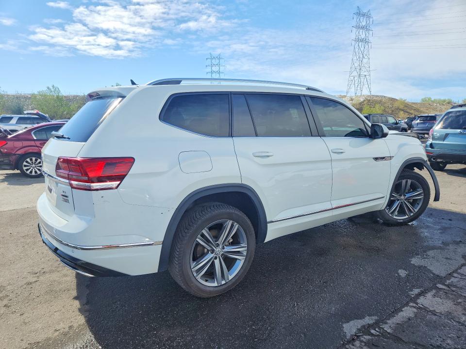 52757466 :رقم المزاد ، 1V2RR2CA5JC545333 vin ، 2018 Volkswagen Atlas مزاد بيع