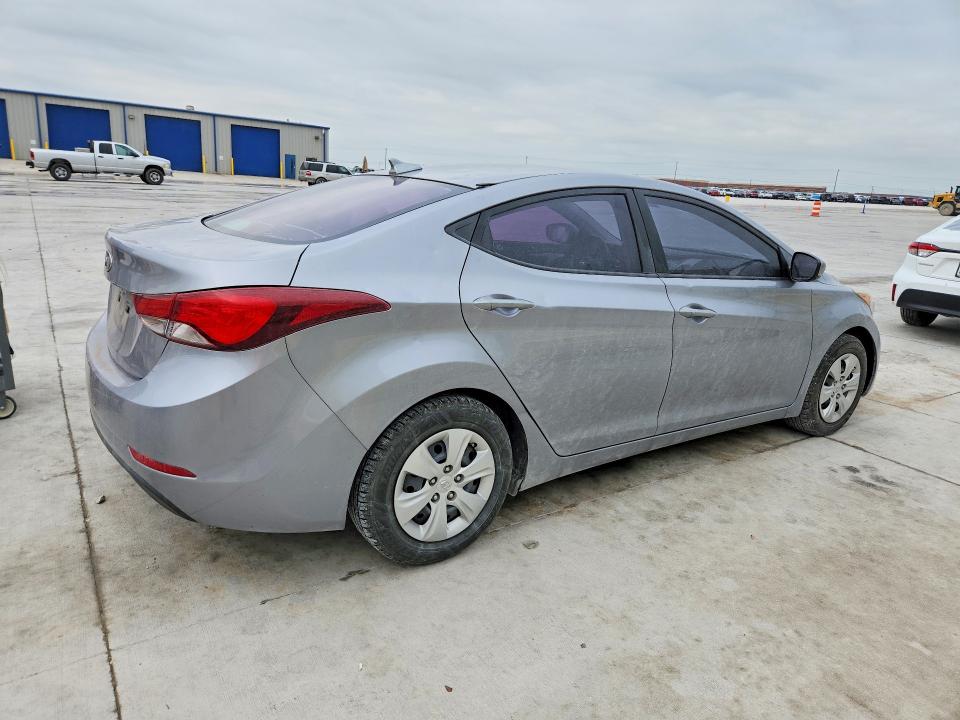Продажа на аукционе авто 2016 Hyundai Elantra, vin: 5NPDH4AEXGH789511, номер лота: 52098766