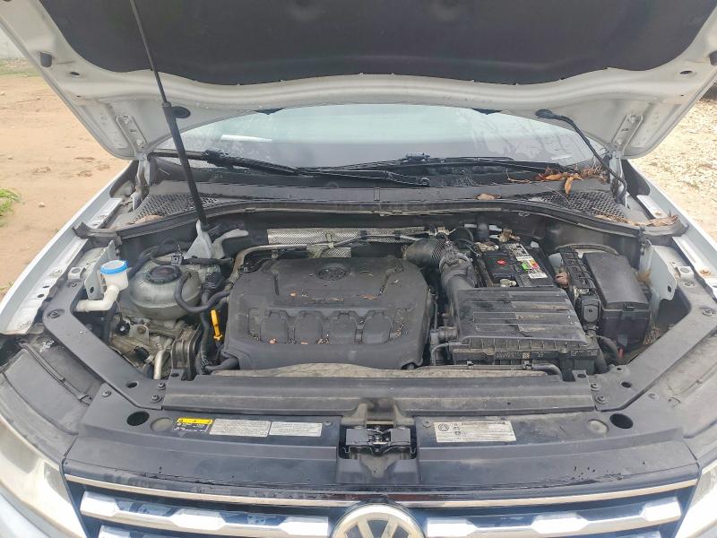 55001416 :رقم المزاد ، 3VV2B7AX1JM105265 vin ، 2018 Volkswagen Tiguan مزاد بيع