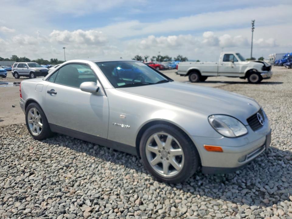 1999 Mercedes-benz Slk მანქანა იყიდება აუქციონზე, vin: WDBKK47F8XF117531, აუქციონის ნომერი: 55321416
