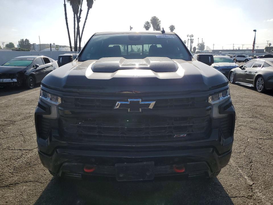 Продажа на аукционе авто 2024 Chevrolet Silverado, vin: 3GCUDFED5RG239346, номер лота: 52958076