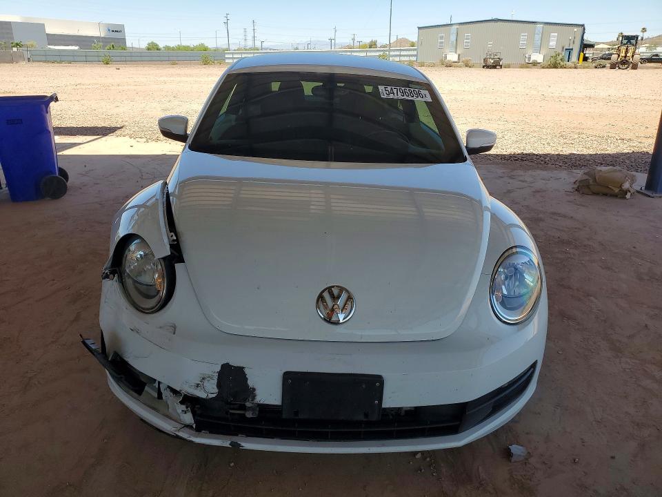 54796896 :رقم المزاد ، 3VWJ17AT1GM613459 vin ، 2016 Volkswagen Beetle مزاد بيع