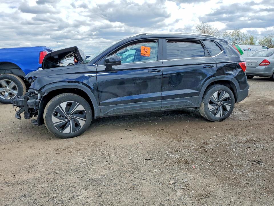 53596896 :رقم المزاد ، 3VVUX7B23RM100481 vin ، 2024 Volkswagen Taos مزاد بيع