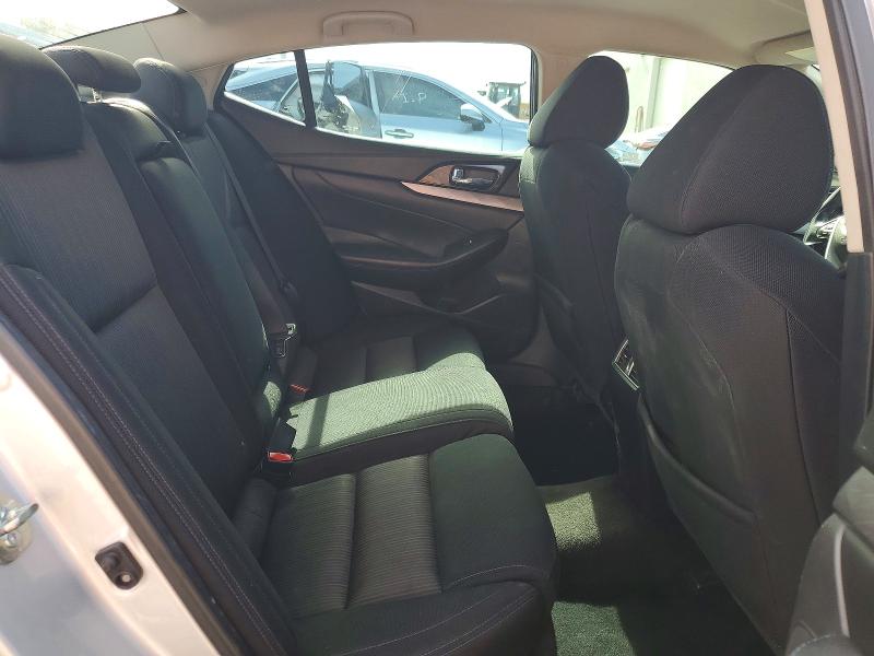 2017 Nissan Maxima მანქანა იყიდება აუქციონზე, vin: 1N4AA6AP6HC429479, აუქციონის ნომერი: 53243806