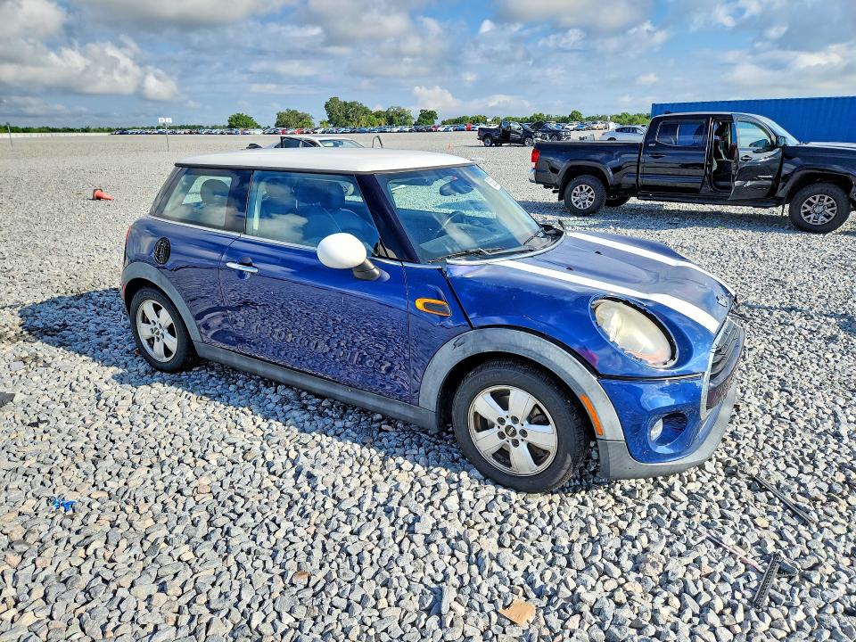 2016 Mini Cooper მანქანა იყიდება აუქციონზე, vin: WMWXP5C53G3B14646, აუქციონის ნომერი: 53625866