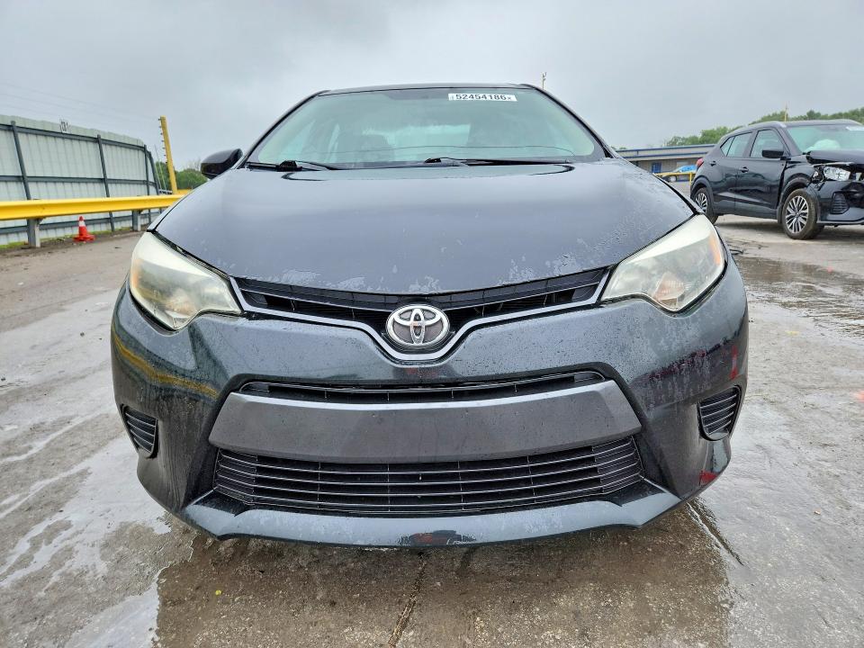 52454186 :رقم المزاد ، 5YFBURHE2FP309887 vin ، 2015 Toyota Corolla مزاد بيع