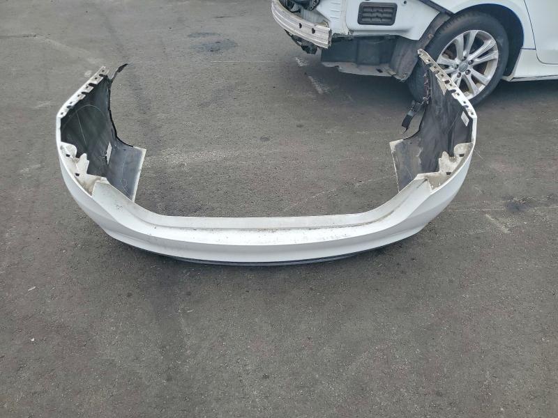 2015 Chrysler 200 მანქანა იყიდება აუქციონზე, vin: 1C3CCCAB6FN614511, აუქციონის ნომერი: 53070316