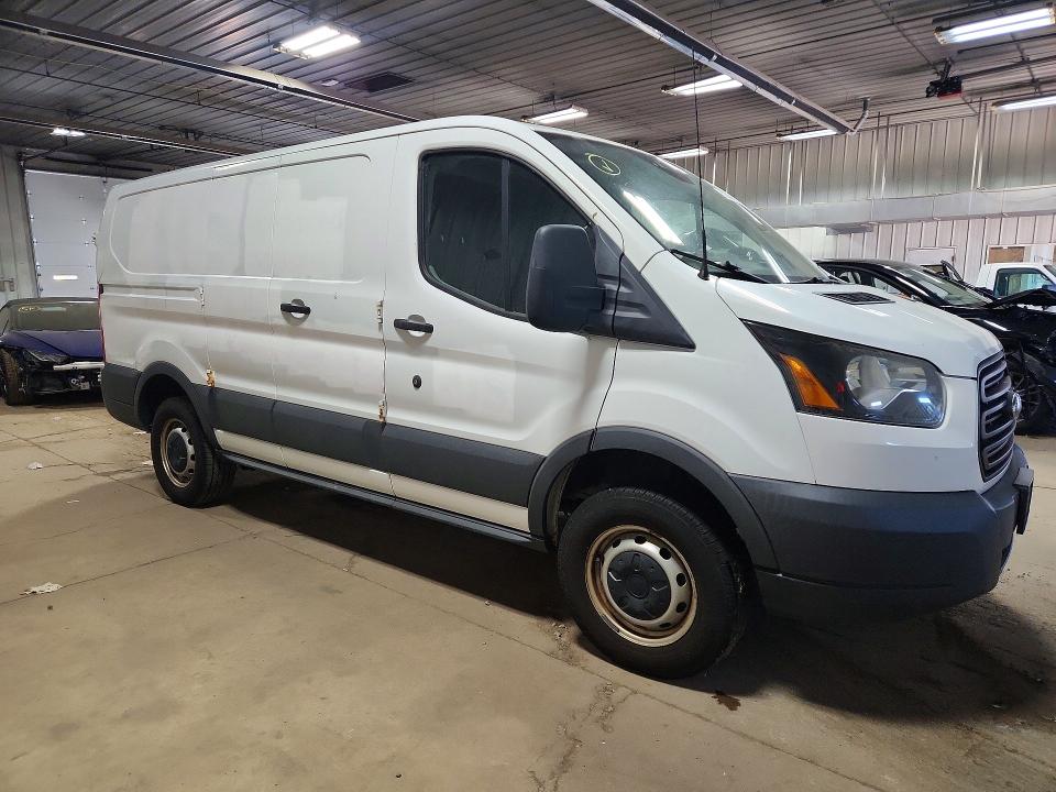 2015 Ford Transit მანქანა იყიდება აუქციონზე, vin: 1FTYR1ZM0FKB21547, აუქციონის ნომერი: 52354866
