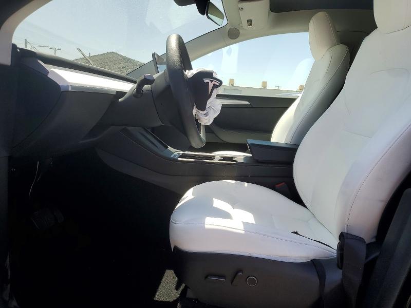 54216956 :رقم المزاد ، 7SAYGDEE6RF069092 vin ، 2024 Tesla Model Y مزاد بيع