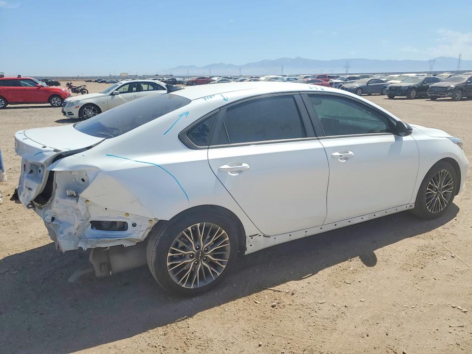 53656676 :رقم المزاد ، 3KPF54ADXNE484357 vin ، 2022 Kia Forte مزاد بيع