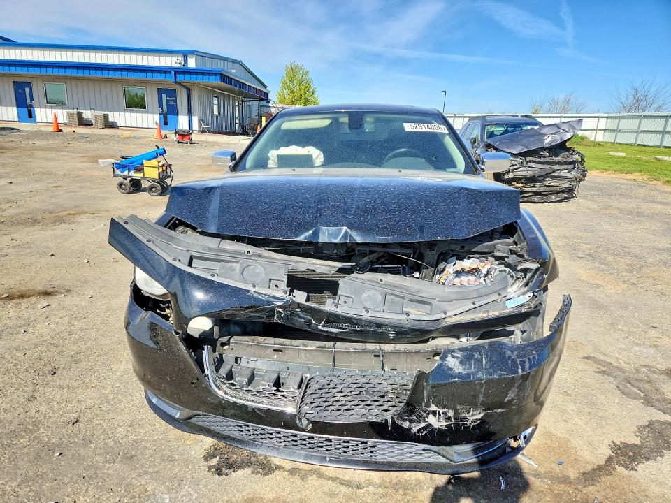 2019 Chrysler 300 მანქანა იყიდება აუქციონზე, vin: 2C3CCAEG0KH589828, აუქციონის ნომერი: 52914006