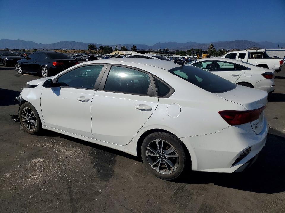 2024 Kia Forte მანქანა იყიდება აუქციონზე, vin: 3KPF24AD0RE696392, აუქციონის ნომერი: 54821526
