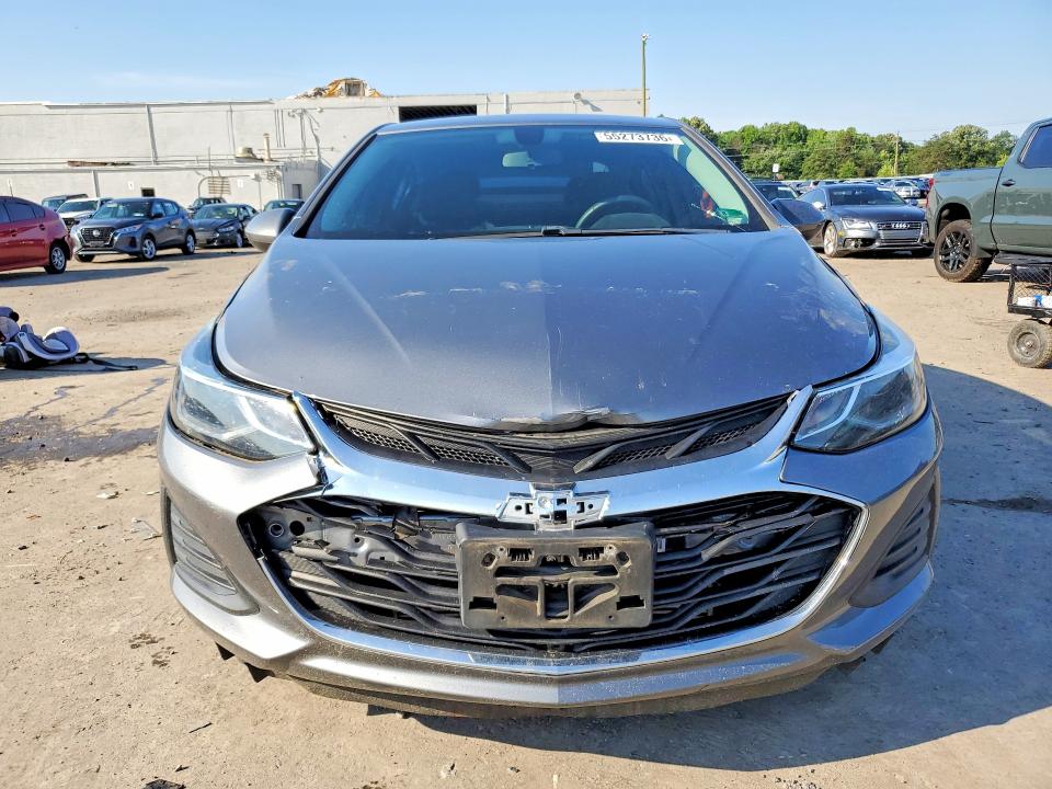 55273736 :رقم المزاد ، 1G1BE5SM4K7139249 vin ، 2019 Chevrolet Cruze مزاد بيع