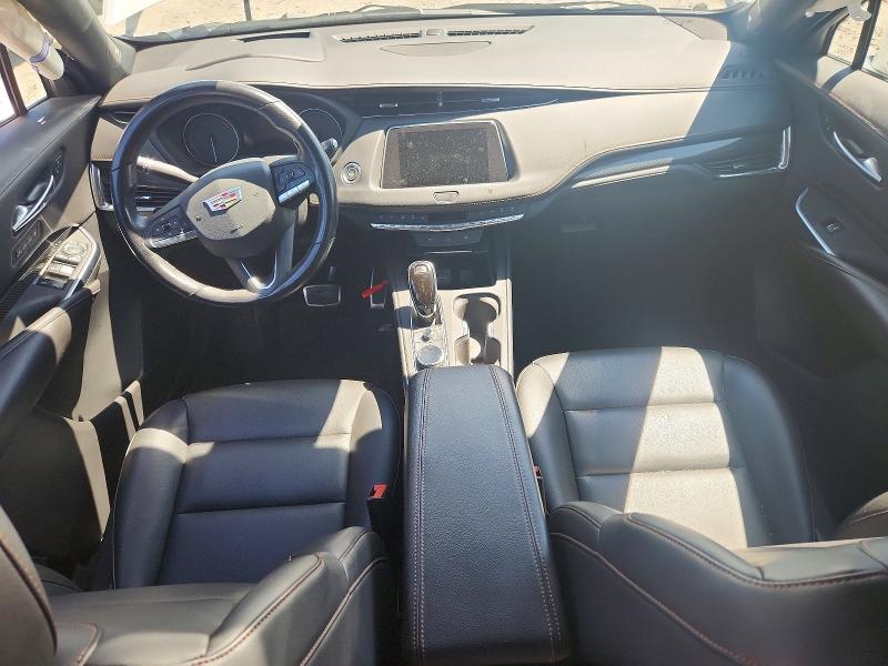 54775546 :رقم المزاد ، 1GYFZFR44LF122977 vin ، 2020 Cadillac Xt4 مزاد بيع