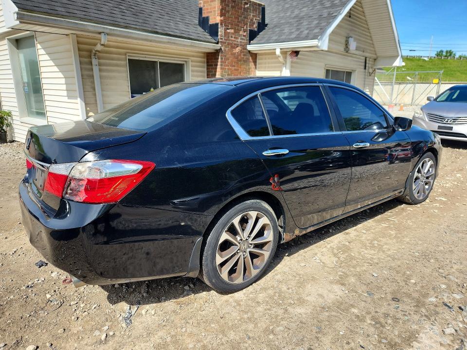 55269006 :رقم المزاد ، 1HGCR2F57DA239337 vin ، 2013 Honda Accord مزاد بيع