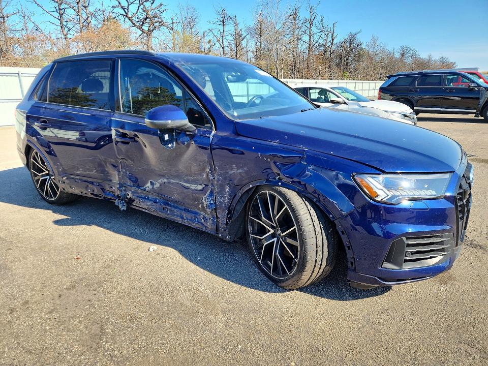 2020 Audi Q7 მანქანა იყიდება აუქციონზე, vin: WA1VXAF76LD007067, აუქციონის ნომერი: 51275906