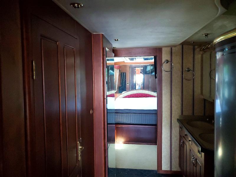 Продаж на аукціоні авто 2001 Prevost Bus, vin: 2PCW33496Y1027084, номер лоту: 52504166
