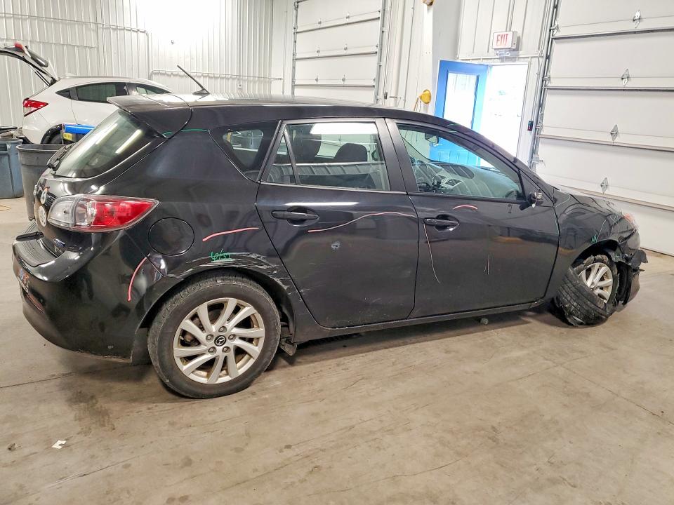 53681946 :رقم المزاد ، JM1BL1L75D1775764 vin ، 2013 Mazda 3 مزاد بيع