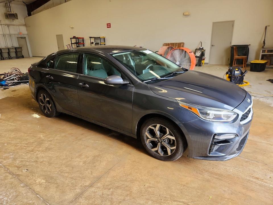 2021 Kia Forte მანქანა იყიდება აუქციონზე, vin: 3KPF24AD0ME362677, აუქციონის ნომერი: 54796636