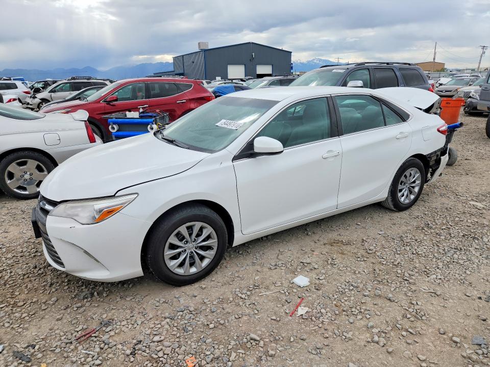 54497916 :رقم المزاد ، 4T1BF1FK0HU733980 vin ، 2017 Toyota Camry مزاد بيع
