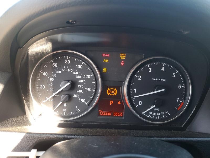 2014 Bmw X1 მანქანა იყიდება აუქციონზე, vin: WBAVM1C52EVW53637, აუქციონის ნომერი: 53976146