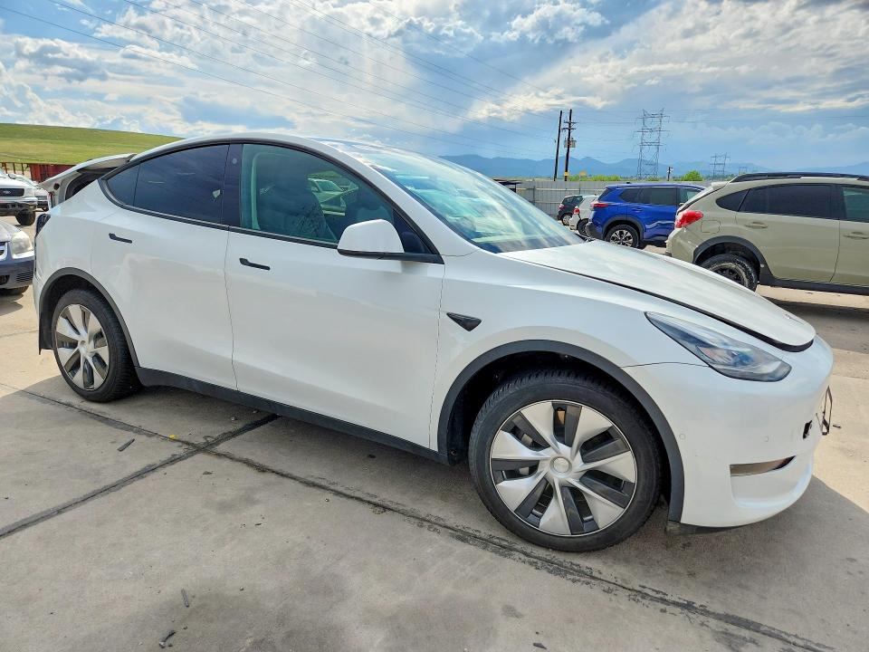 Продаж на аукціоні авто 2022 Tesla Model Y, vin: 7SAYGAEE1NF515089, номер лоту: 55184376