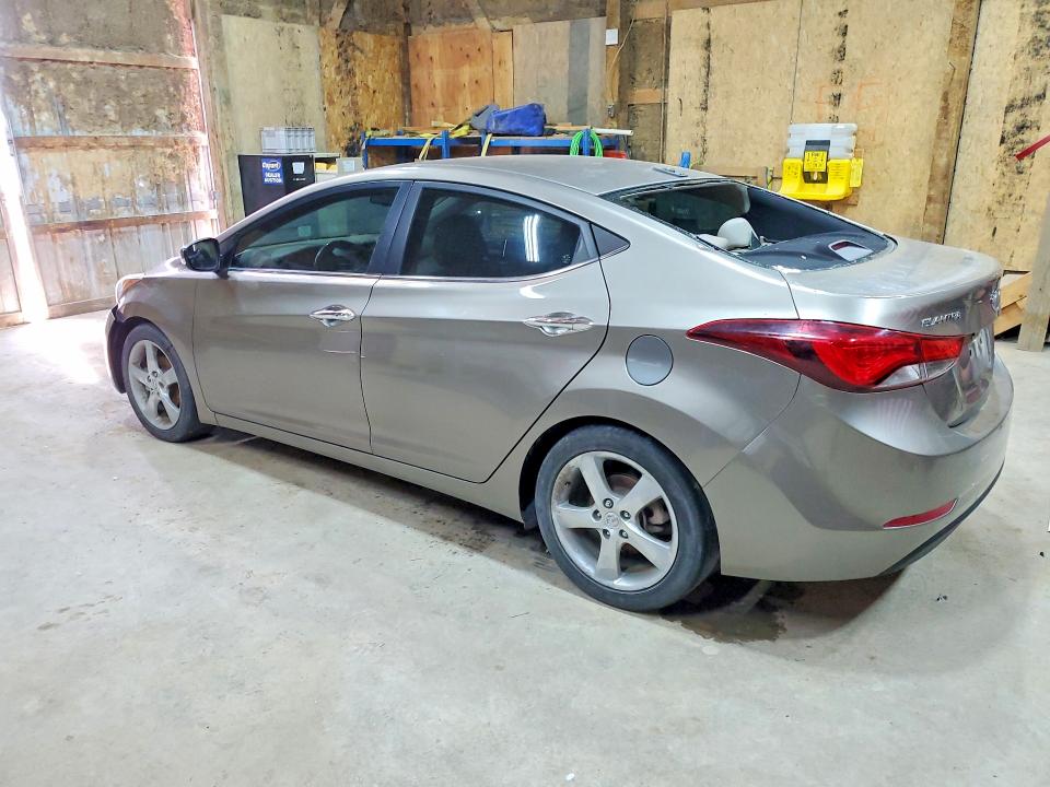 52939466 :رقم المزاد ، 5NPDH4AE7FH568396 vin ، 2015 Hyundai Elantra مزاد بيع
