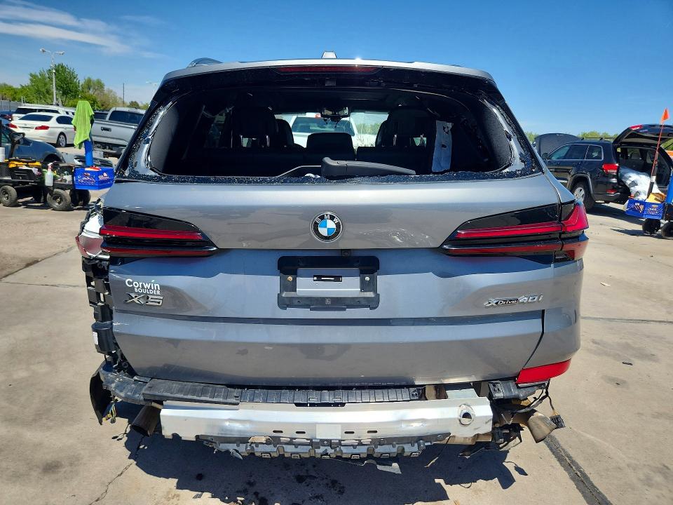 53060716 :رقم المزاد ، 5UX23EU05R9V08883 vin ، 2024 Bmw X5 مزاد بيع