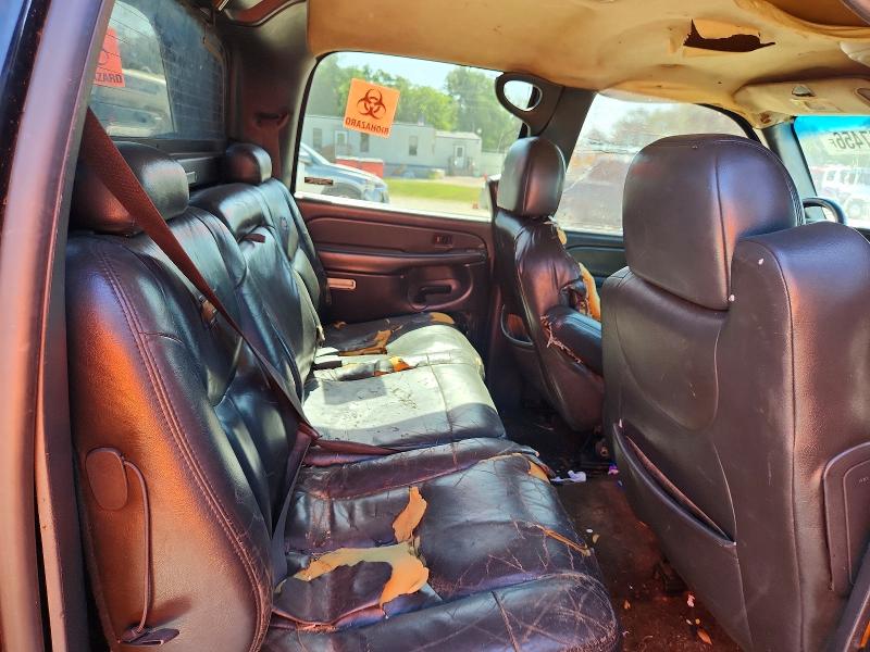 Auction sale of the 2002 Chevrolet Avalanche 1500 4d 4x, vin: 3GNEK13T32G196484, lot number: 52357456