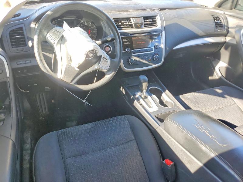 2017 Nissan Altima მანქანა იყიდება აუქციონზე, vin: 1N4AL3AP8HC155713, აუქციონის ნომერი: 53635646