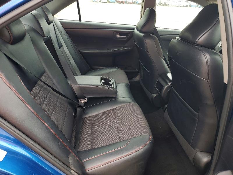 53176946 :رقم المزاد ، 4T1BF1FK2HU802507 vin ، 2017 Toyota Camry مزاد بيع